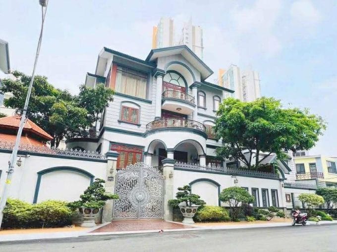 BIET THU COMPOUND VIP – GIANG VAN MINH QUAN 2