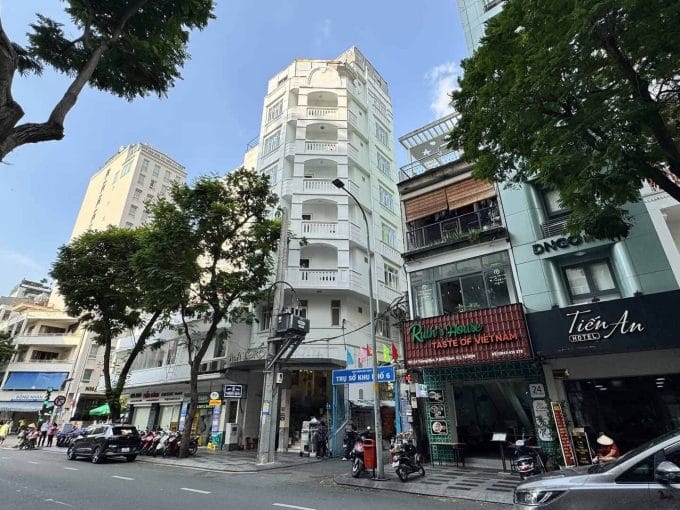 Ban Khach San 247 Le Thanh Ton